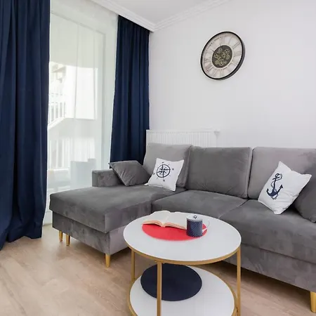 Apartment Redlowo & 2 Bedrooms & Parking By Noclegi Renters Gdynia Exterior photo