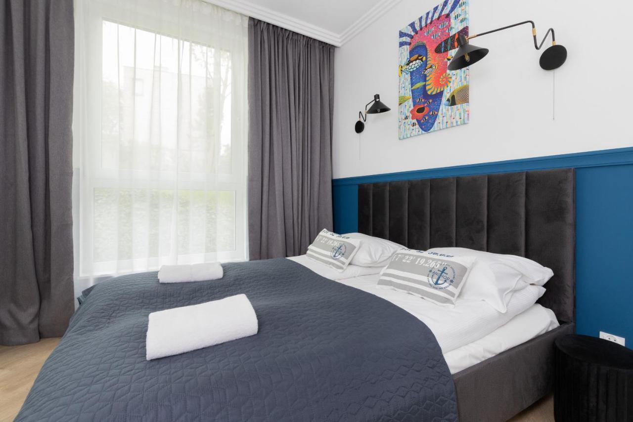 Redlowo & 2 Bedrooms & Parking By Renters